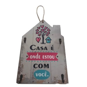 Placa de Madeira Com 4 Ganchinhos